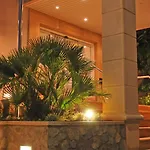 Bella Mar Hotel